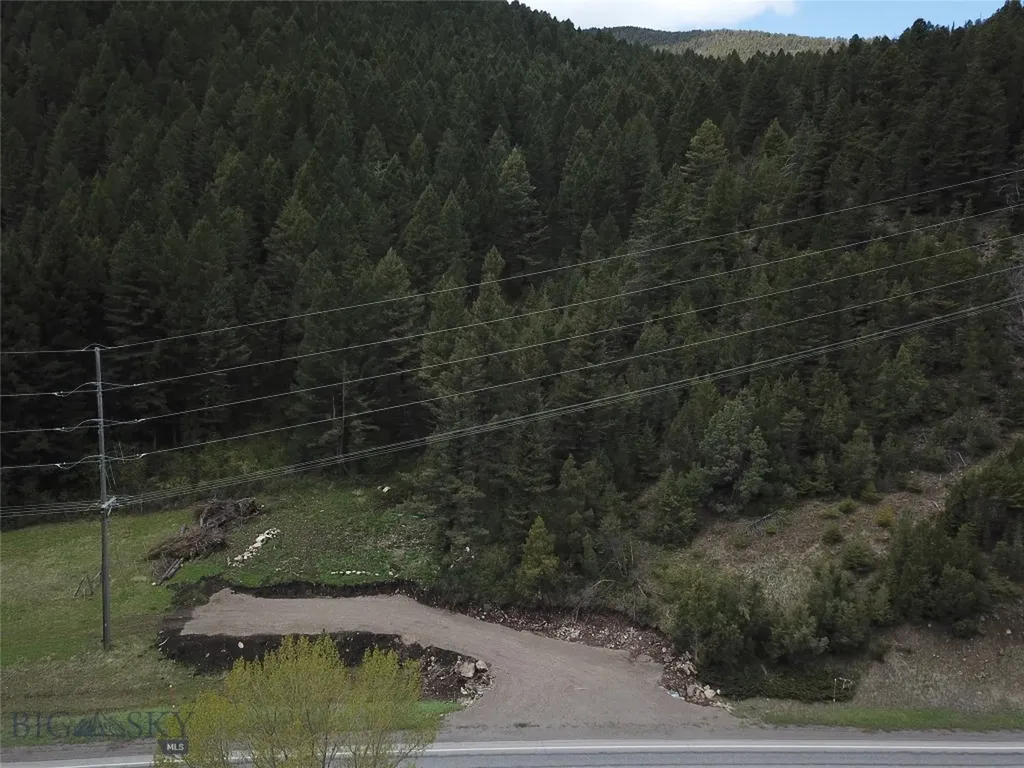 66569 Gallatin Road Gallatin Gateway MT 59730