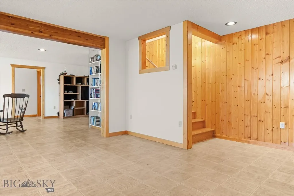 516 Mount Highway 287 W Ennis MT 59729