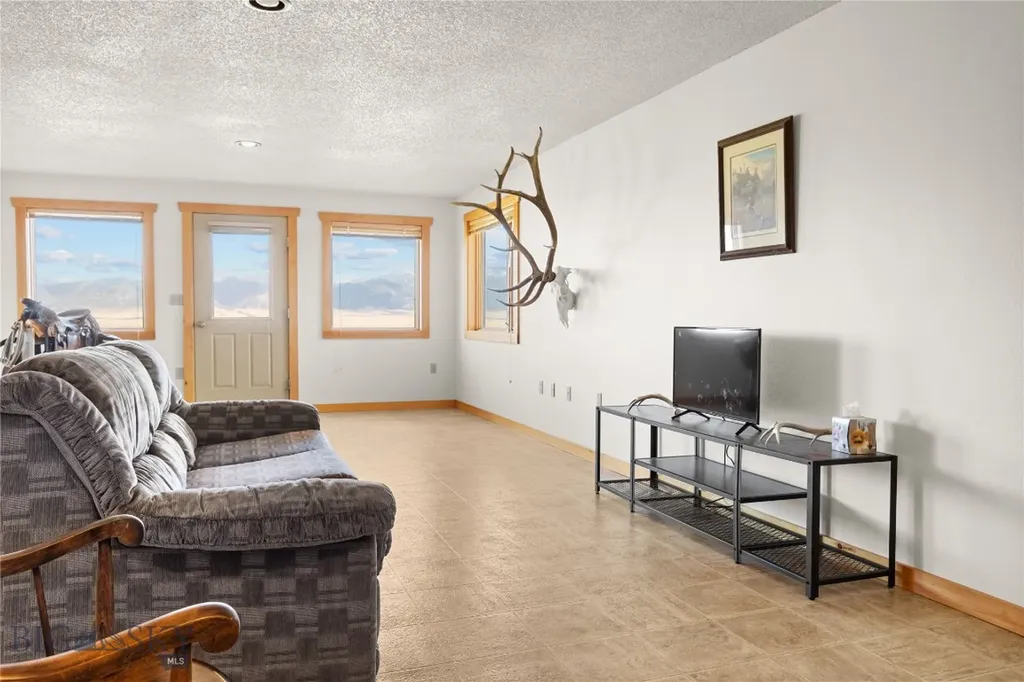 516 Mount Highway 287 W Ennis MT 59729