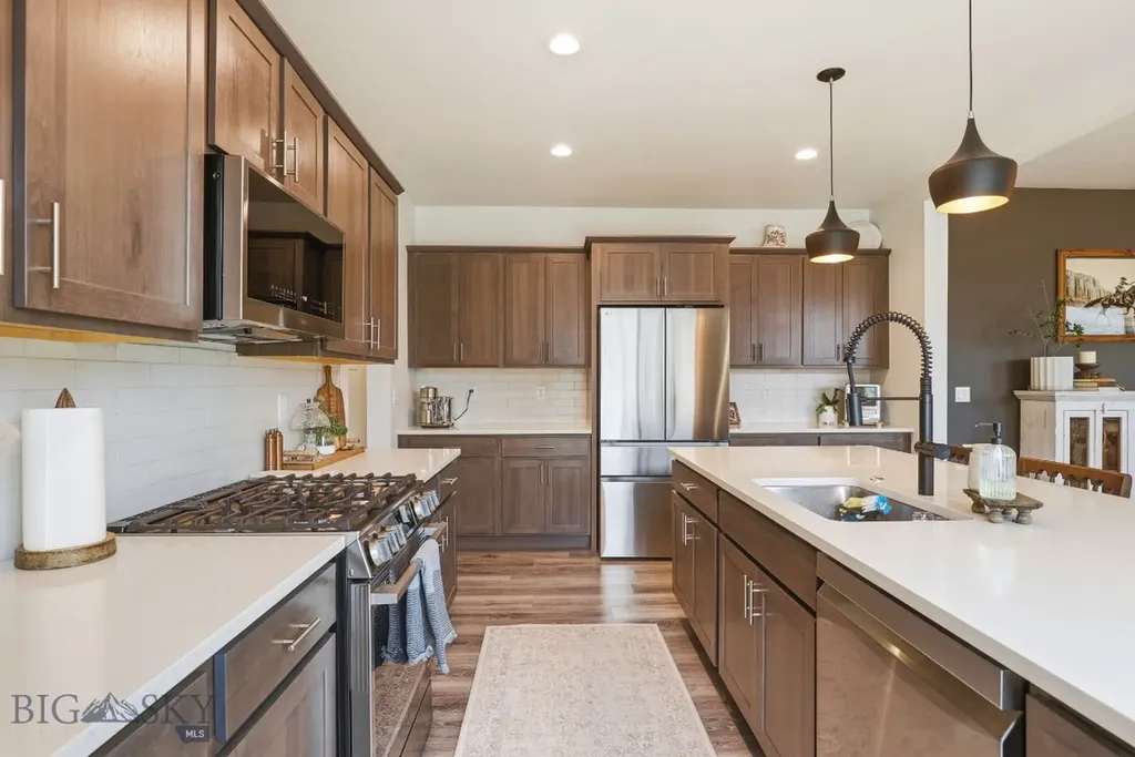 1704 Wyatt Earp Court Belgrade MT 59714
