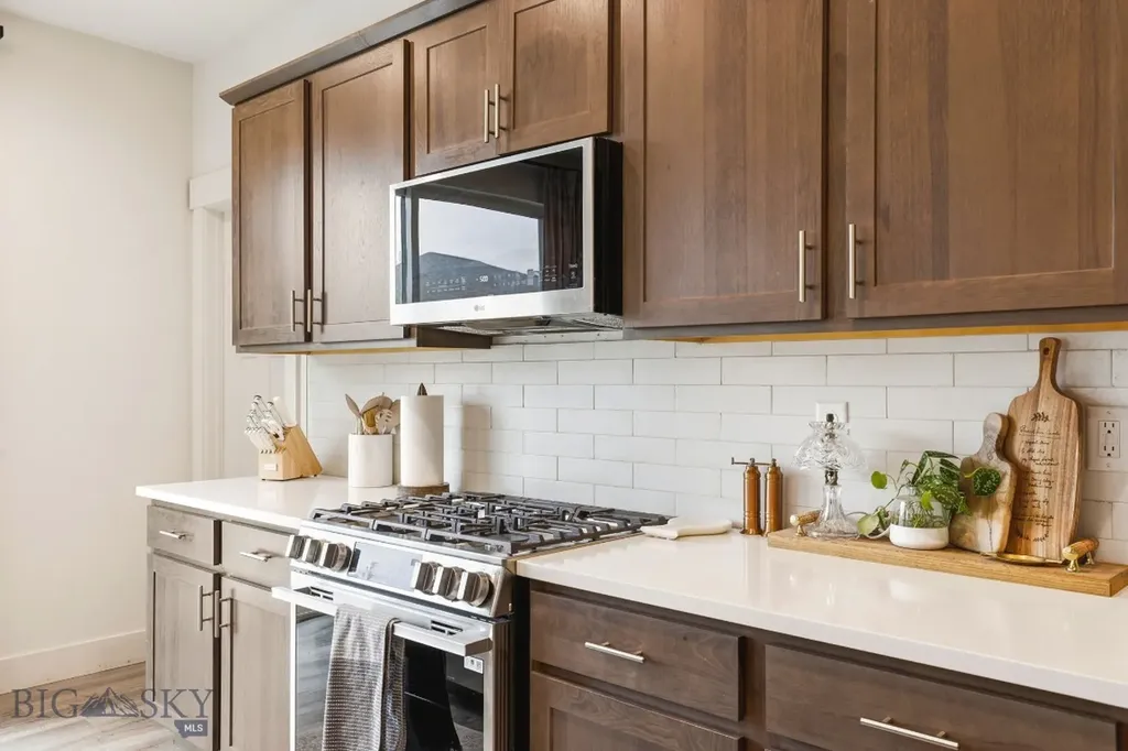 1704 Wyatt Earp Court Belgrade MT 59714