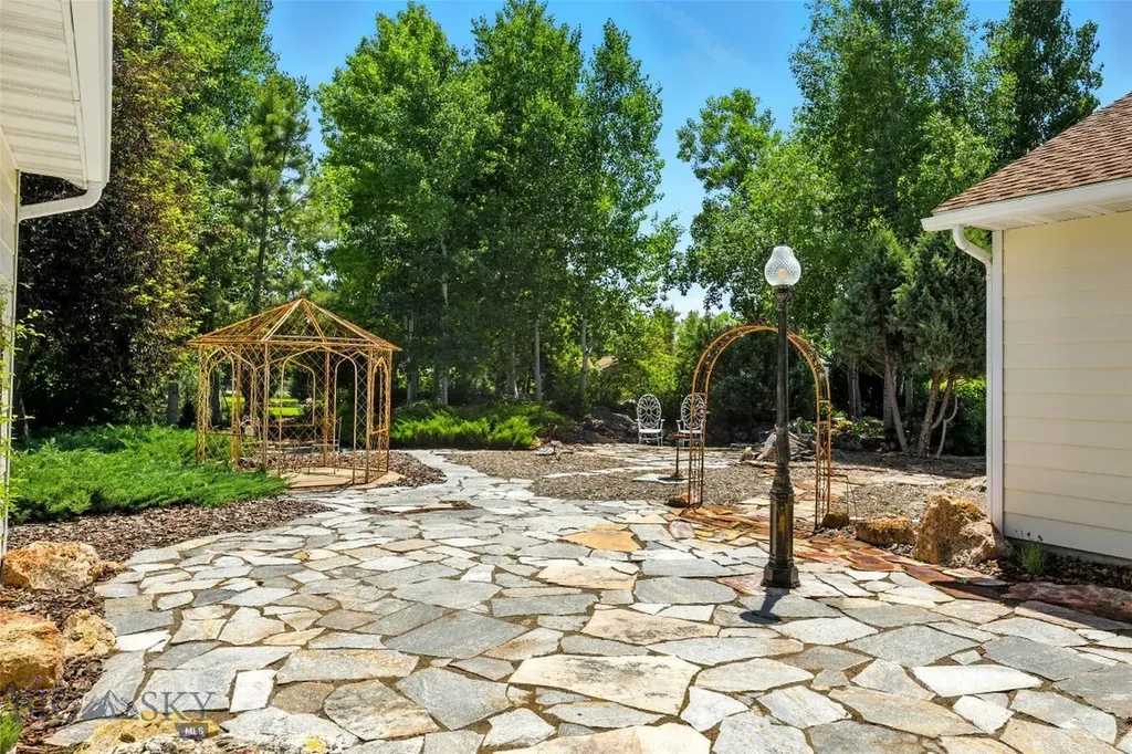 12 Pathfinder Trail Bozeman MT 59718