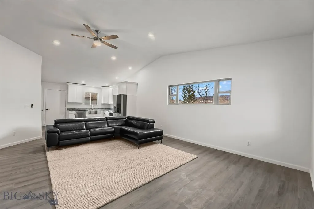 524 N M Street Livingston MT 59047