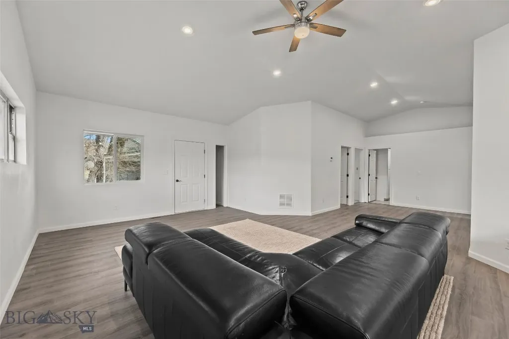 524 N M Street Livingston MT 59047