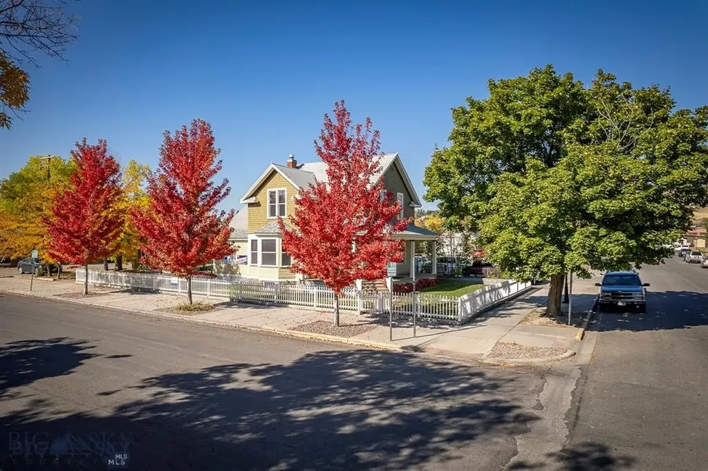 101 N E Street Livingston MT 59047
