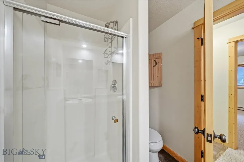 305 & 301 Lewis Avenue West Yellowstone MT 59758