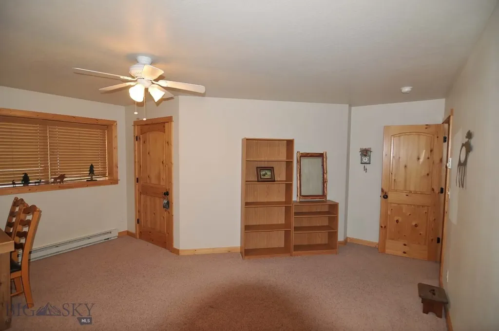 305 & 301 Lewis Avenue West Yellowstone MT 59758