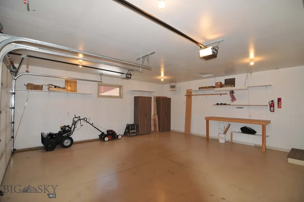 305 & 301 Lewis Avenue West Yellowstone MT 59758