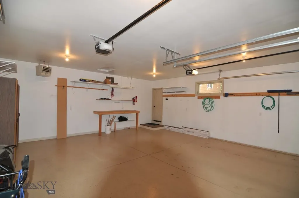305 & 301 Lewis Avenue West Yellowstone MT 59758