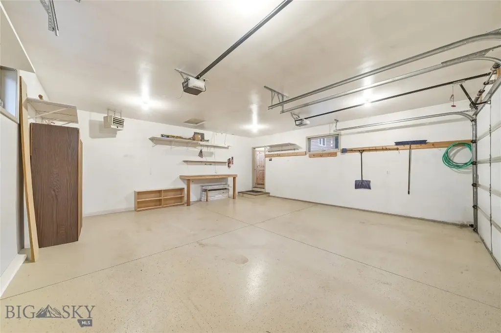 305 & 301 Lewis Avenue West Yellowstone MT 59758