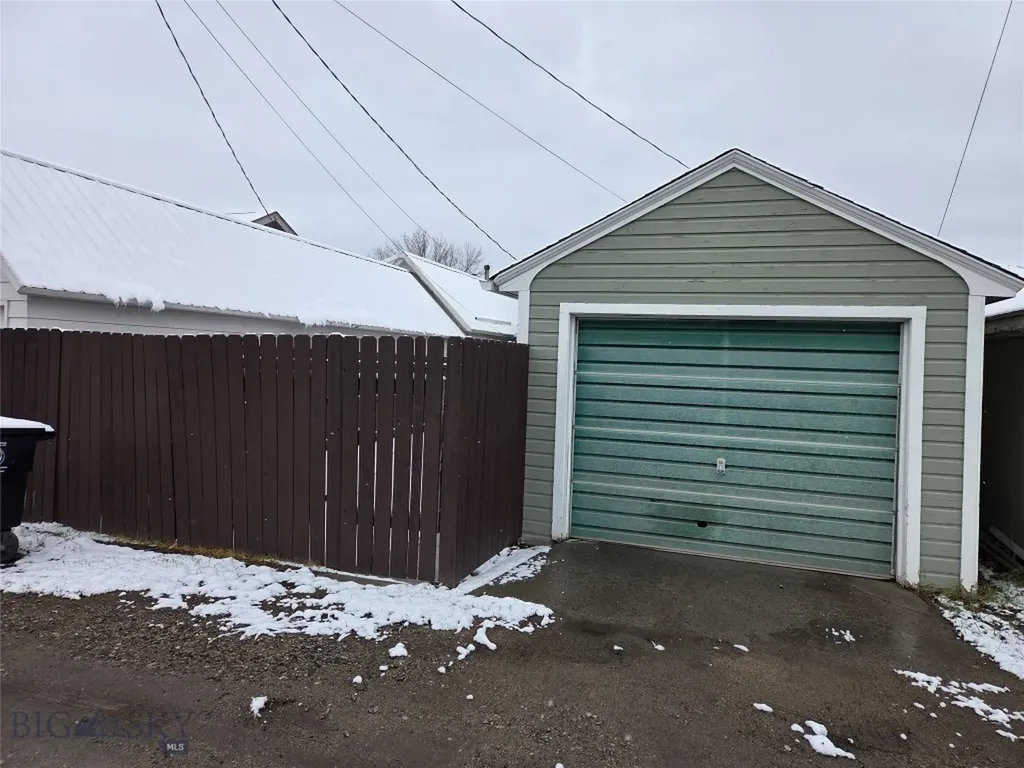 1832 Phillips Butte MT 59701