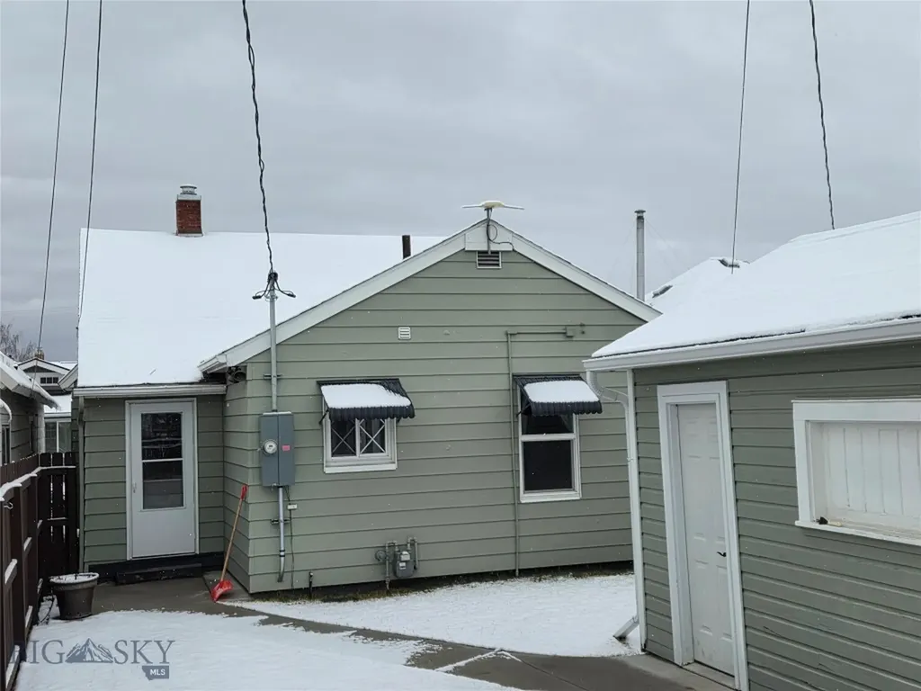 1832 Phillips Butte MT 59701