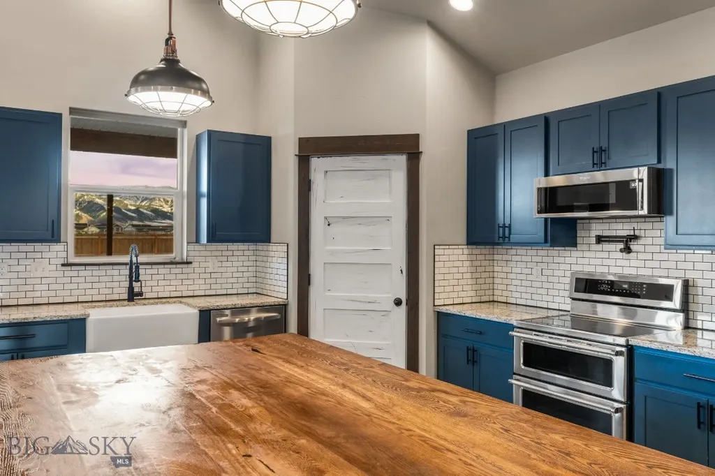 2101 E Silver Circle Belgrade MT 59714