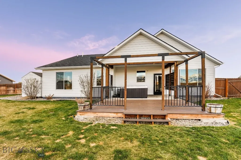 2101 E Silver Circle Belgrade MT 59714