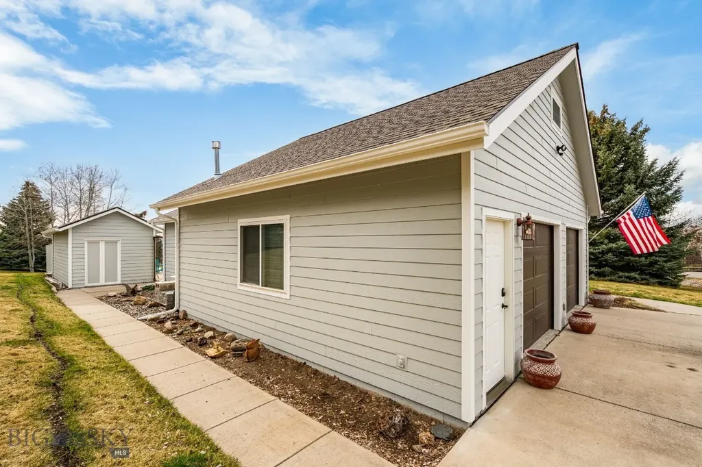 3227 Shooting Star Lane Bozeman MT 59715
