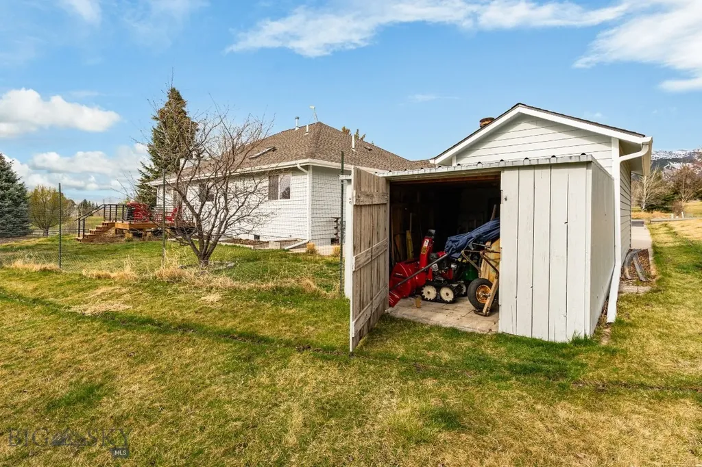 3227 Shooting Star Lane Bozeman MT 59715