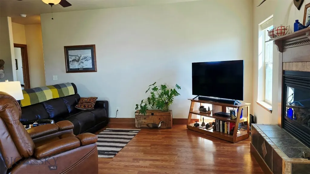 2 Hawk's Court Sheridan MT 59749