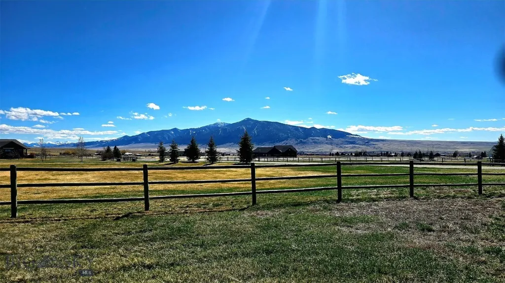 2 Hawk's Court Sheridan MT 59749