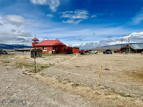 435 Oregon Shortline Road Dell MT 59724