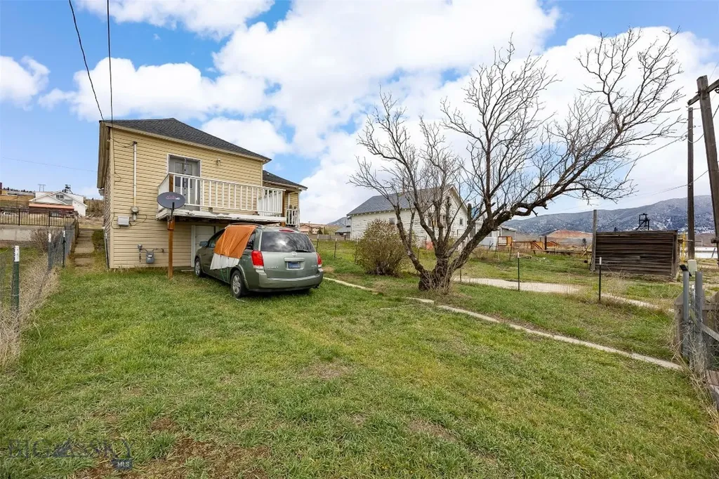 366 E Mercury Butte MT 59701