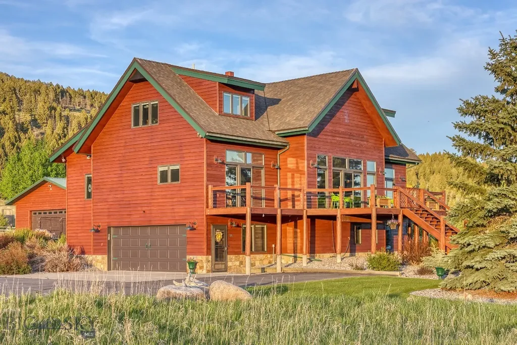 315 Lakeview Loop West Yellowstone MT 59758