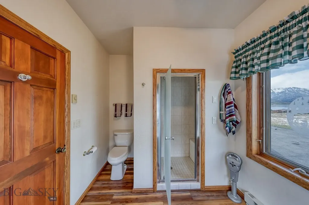 315 Lakeview Loop West Yellowstone MT 59758