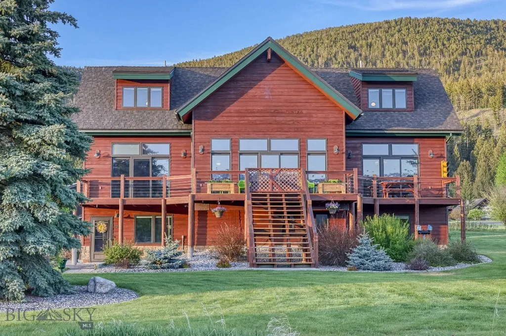 315 Lakeview Loop West Yellowstone MT 59758