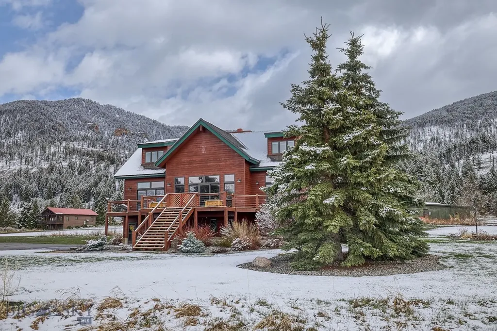 315 Lakeview Loop West Yellowstone MT 59758