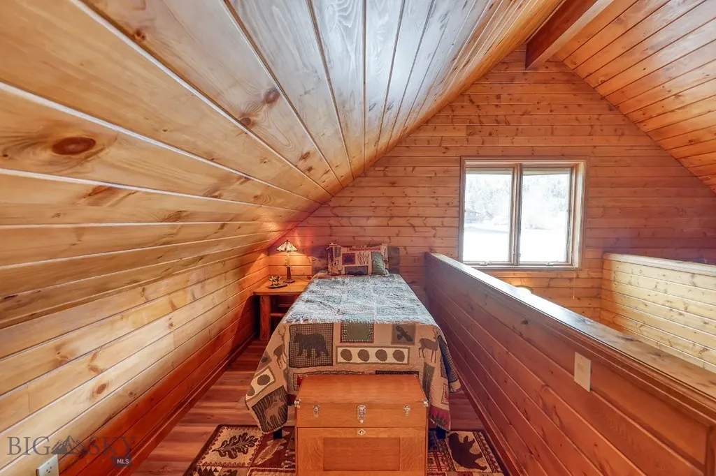 315 Lakeview Loop West Yellowstone MT 59758