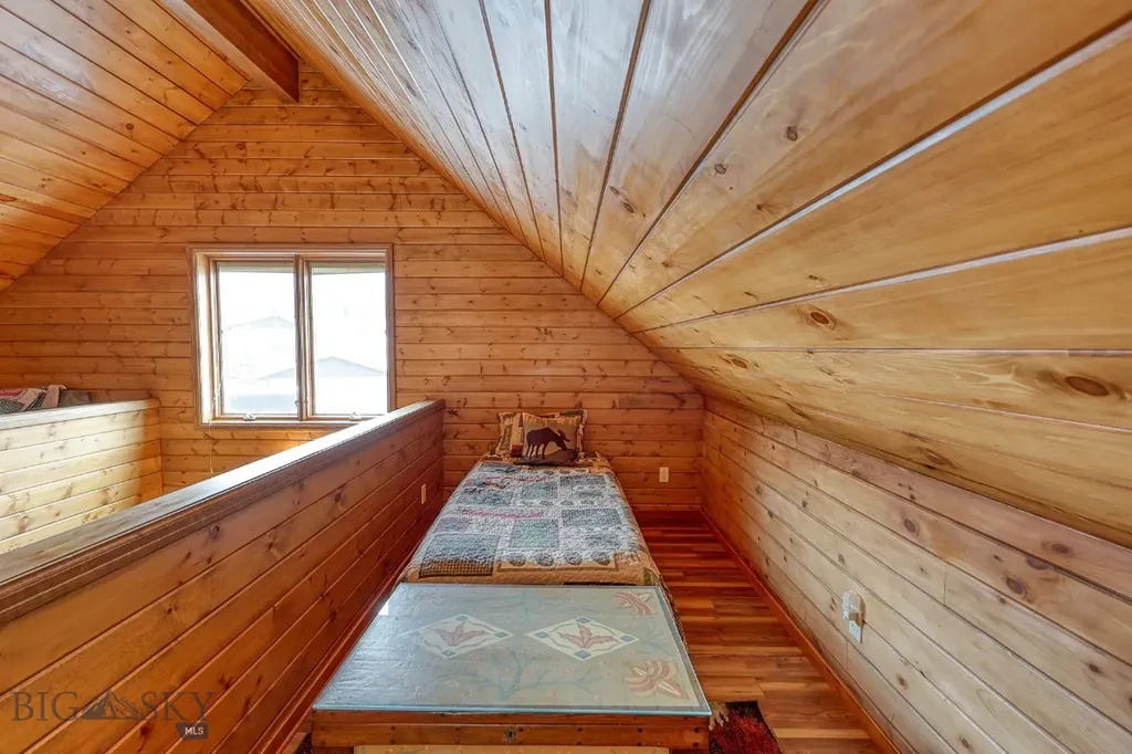 315 Lakeview Loop West Yellowstone MT 59758