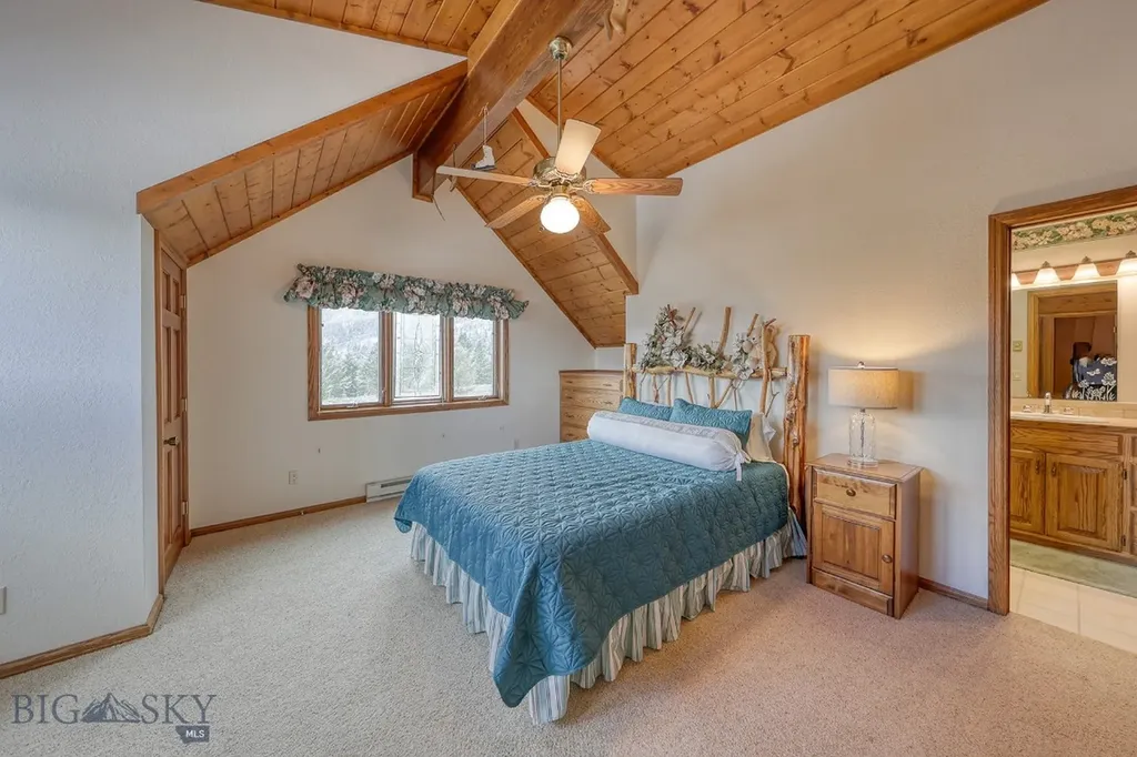 315 Lakeview Loop West Yellowstone MT 59758