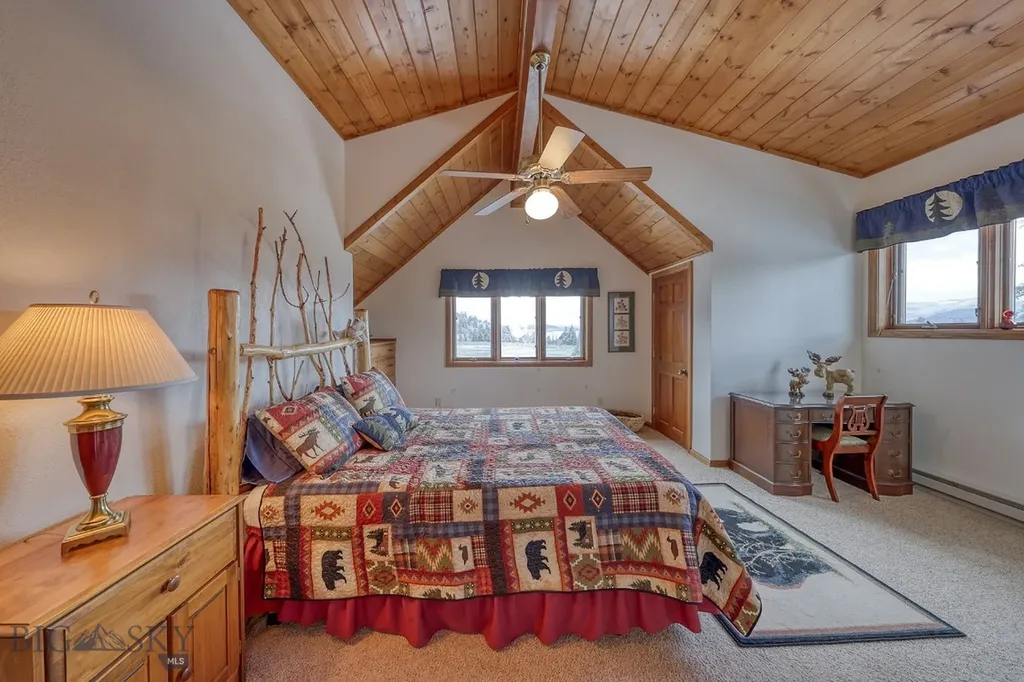 315 Lakeview Loop West Yellowstone MT 59758