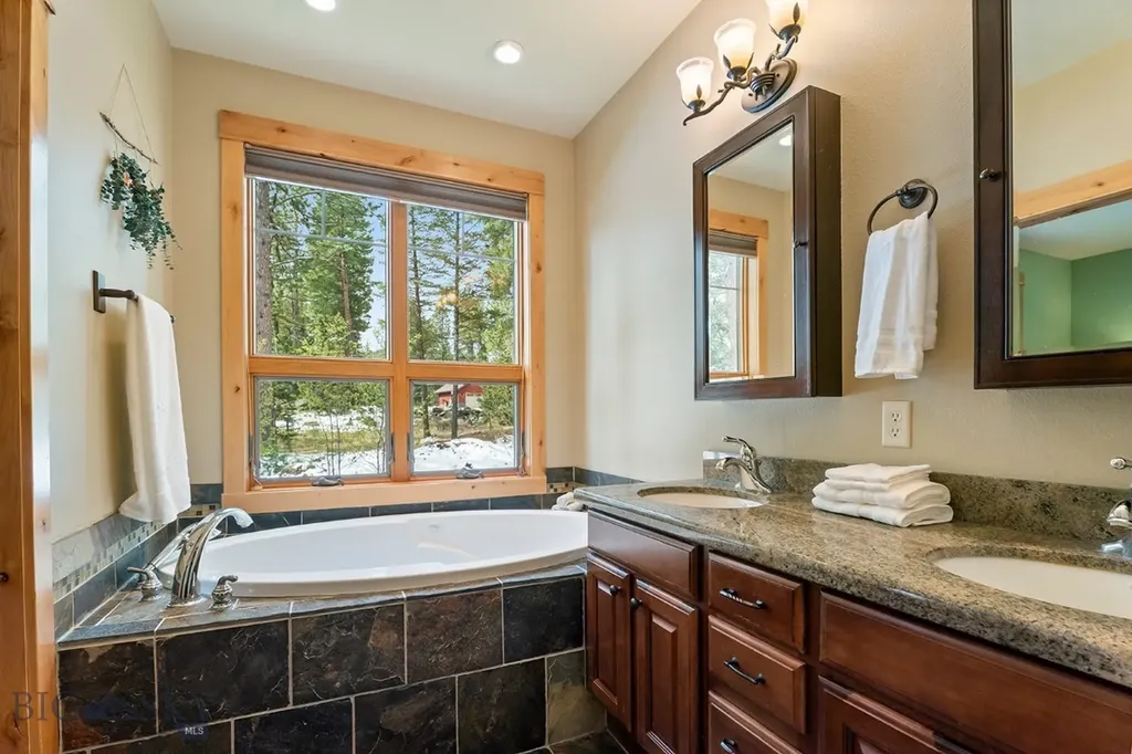 2 Grouse Court Clancy MT 59634