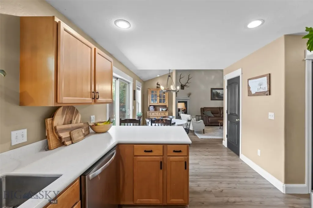 80 Wally D Lane Belgrade MT 59714