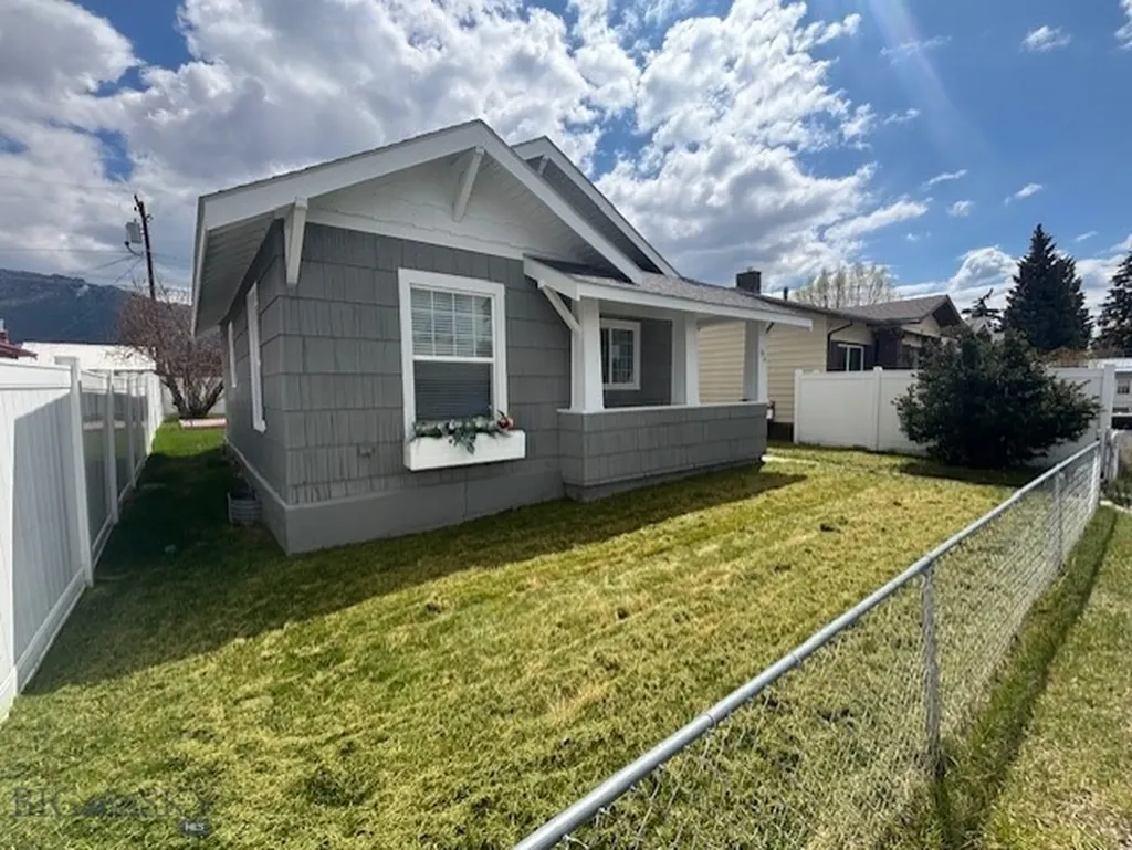 1818 Monroe Avenue Butte MT 59701