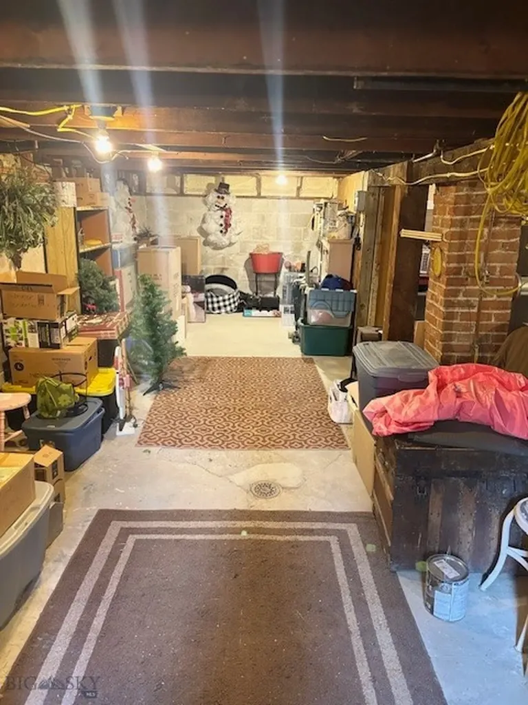 1818 Monroe Avenue Butte MT 59701
