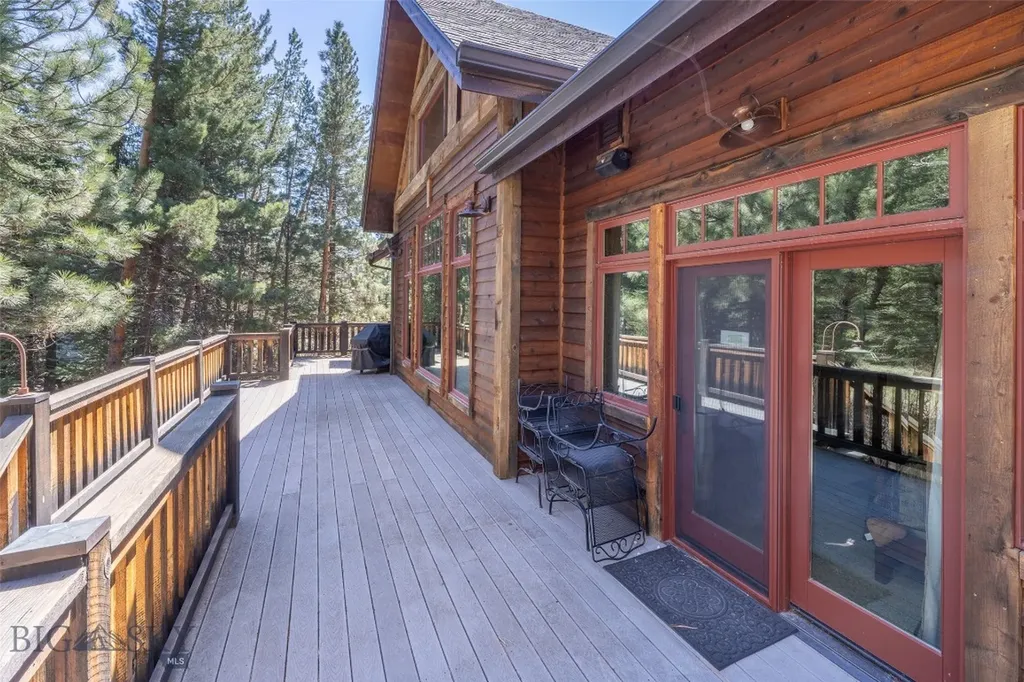 64188 Gallatin Road Gallatin Gateway MT 59730
