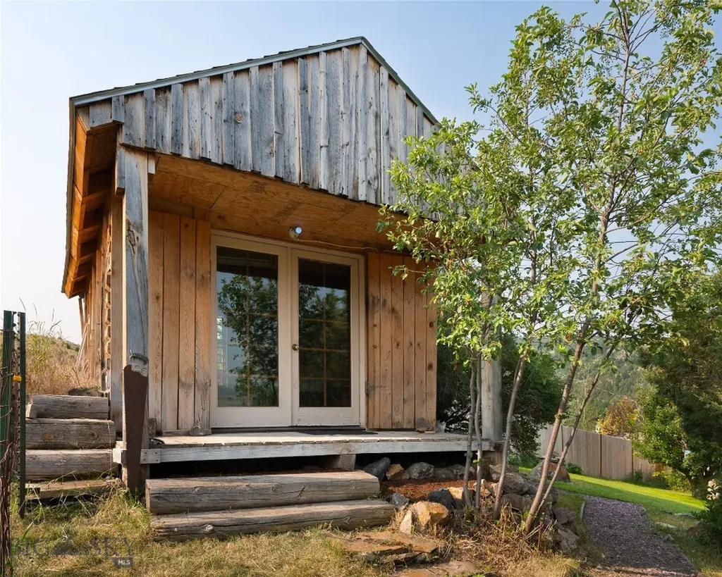 108 E Warren Street Virginia City MT 59755