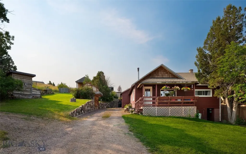 108 E Warren Street Virginia City MT 59755
