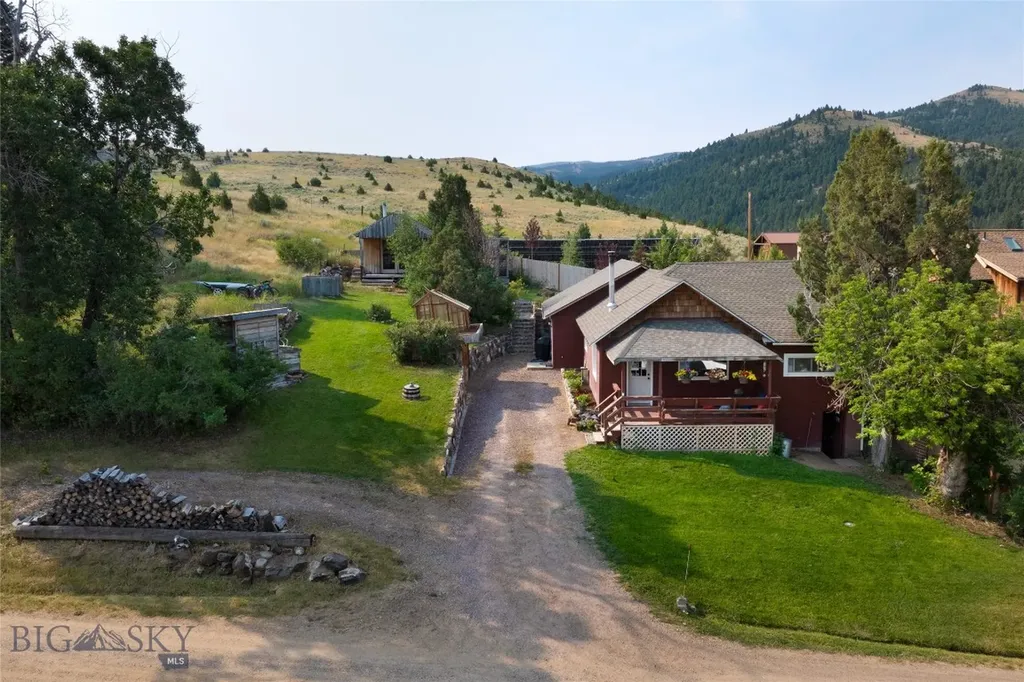 108 E Warren Street Virginia City MT 59755