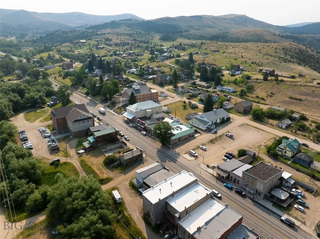 108 E Warren Street Virginia City MT 59755