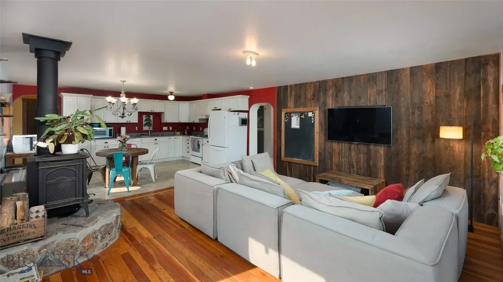 108 E Warren Street Virginia City MT 59755