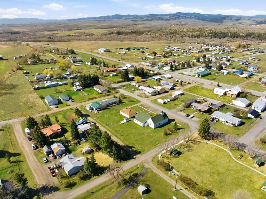 204, 210 Miles Avenue Clyde Park MT 59018