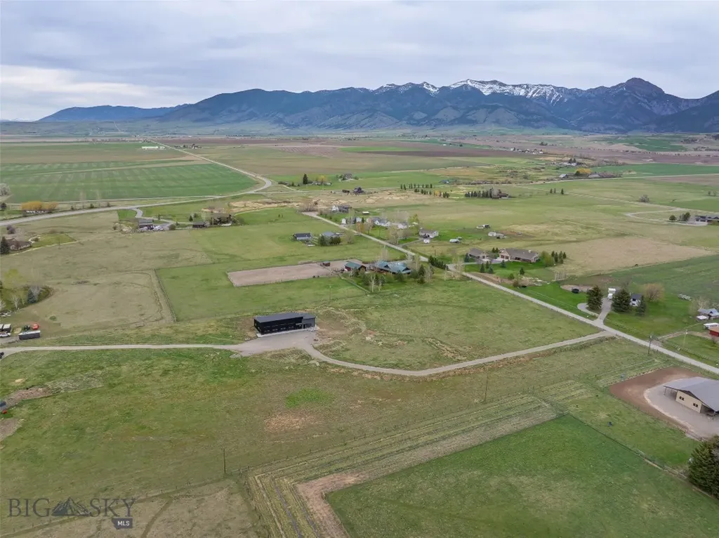 5155 Clearview Road Belgrade MT 59714