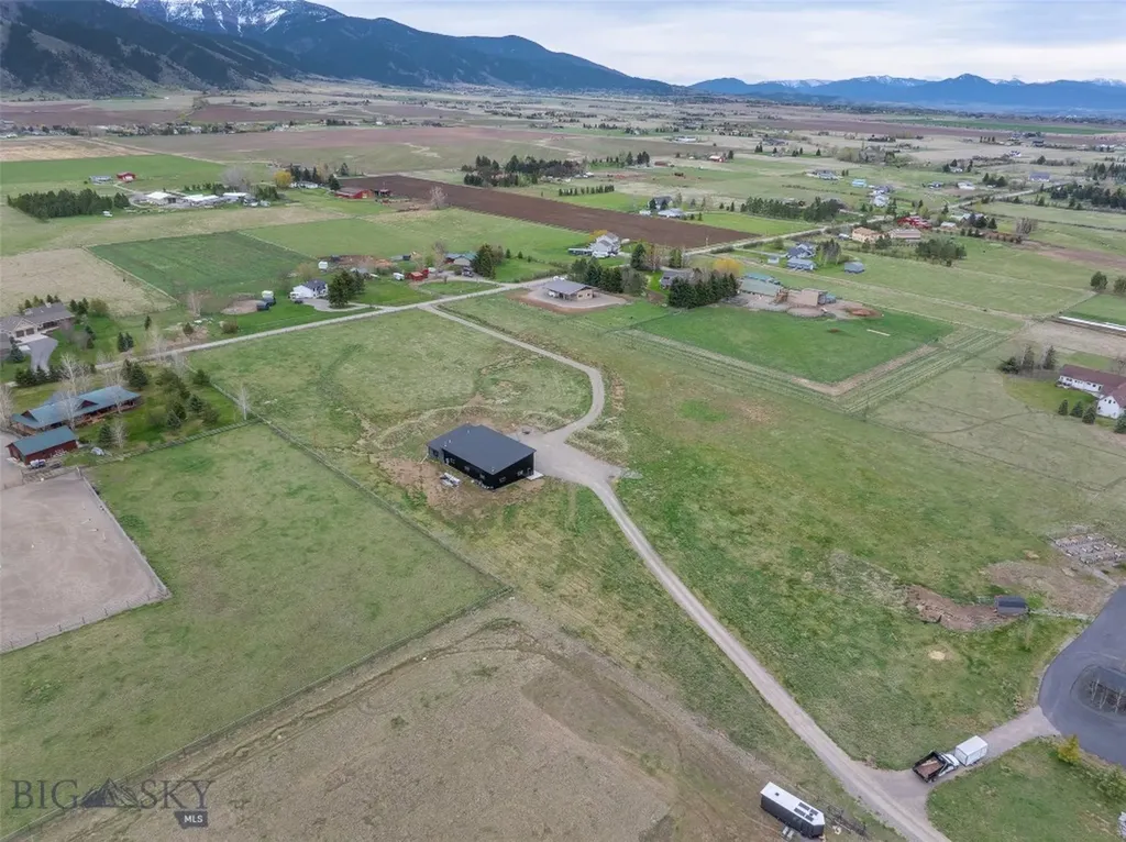 5155 Clearview Road Belgrade MT 59714