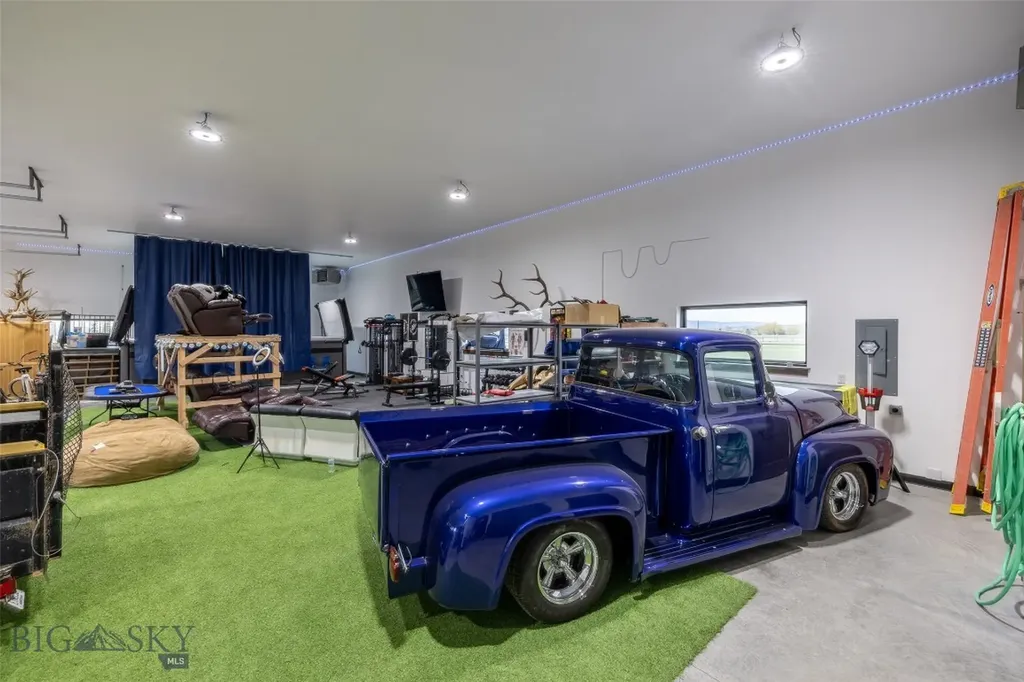 5155 Clearview Road Belgrade MT 59714
