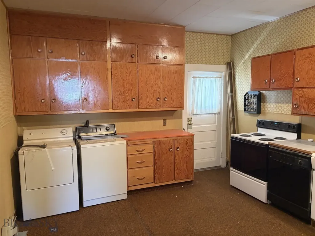 213 W Park Anaconda MT 59711