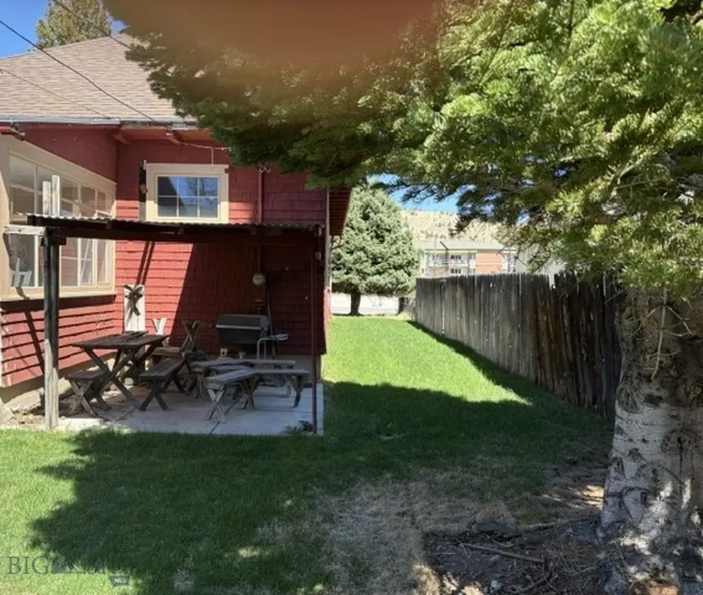 213 W Park Anaconda MT 59711