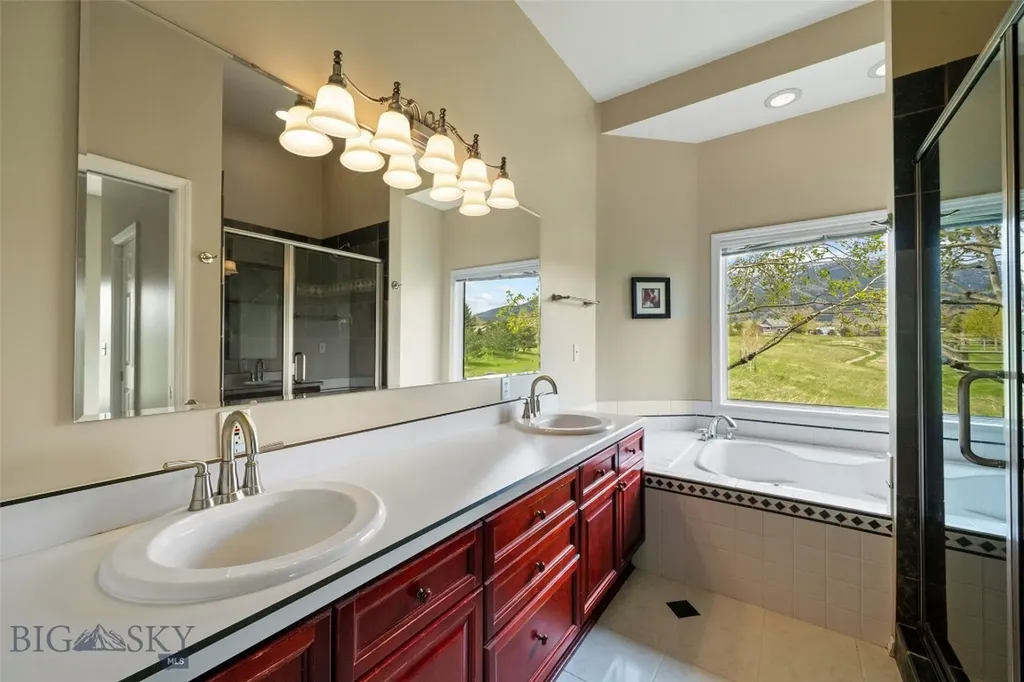 1028 Summer Ridge Road Bozeman MT 59715