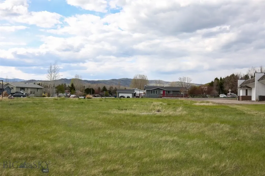 Nhn Sun Avenue Livingston MT 59047